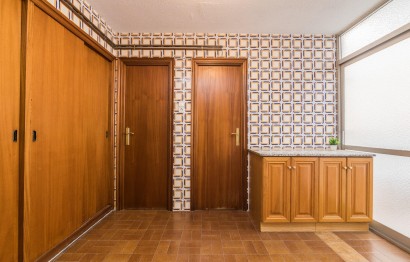 Reventa - Apartamento / piso - Elche - Centro