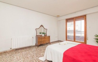 Reventa - Apartamento / piso - Elche - Centro