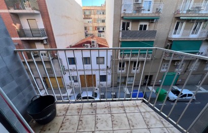 Reventa - Apartamento / piso - Elche - Plaza Crevillente