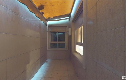 Resale - Apartment / flat - Elche - Torreta - Portalada