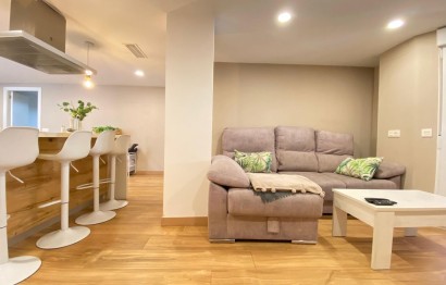 Revente - Appartement - Alicante - San Gabriel