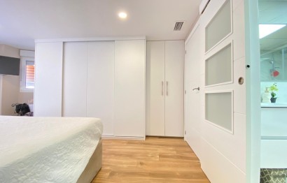Revente - Appartement - Alicante - San Gabriel