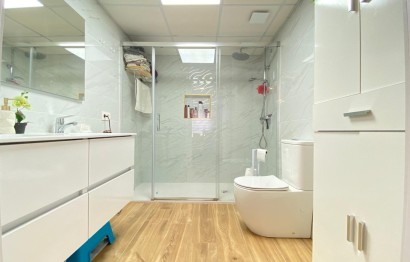 Revente - Appartement - Alicante - San Gabriel