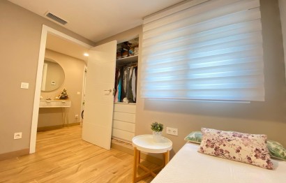 Revente - Appartement - Alicante - San Gabriel