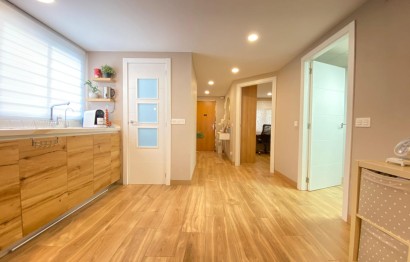 Revente - Appartement - Alicante - San Gabriel