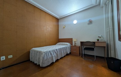 Reventa - Apartment - Elche - Corazon de Jesus