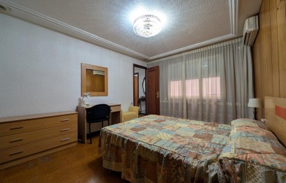 Reventa - Apartment - Elche - Corazon de Jesus