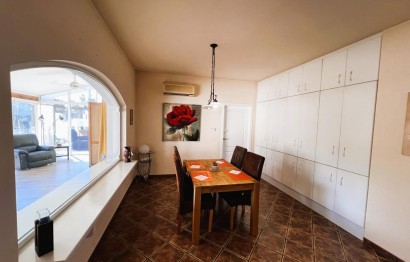 Resale - Villa - Jacarilla