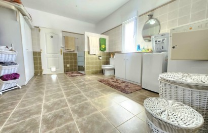 Resale - Villa - Jacarilla