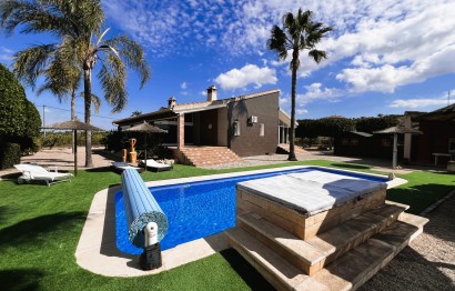 Resale - Villa - Jacarilla