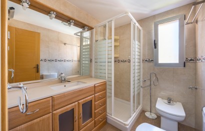 Reventa - Apartamento / piso - Benidorm - Pueblo Levante