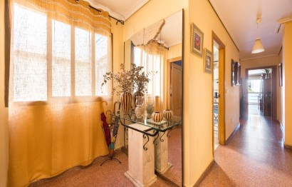 Reventa - Apartamento / piso - Benidorm - Colonia Madrid