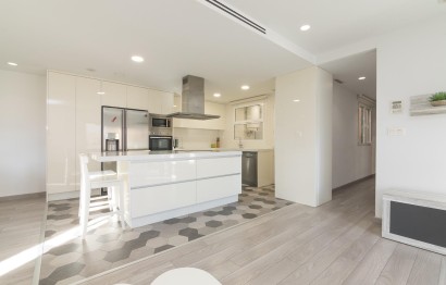 Resale - Apartment / flat - Elche - Center
