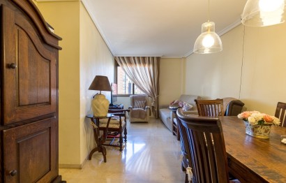 Resale - Apartment / flat - Benidorm - Poniente