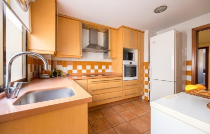 Resale - Apartment / flat - Benidorm - Poniente