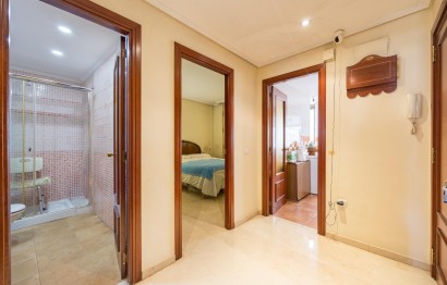 Resale - Apartment / flat - Benidorm - Poniente