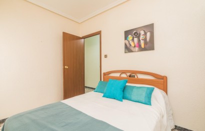 Resale - Apartment / flat - Elche - Plaza Madrid