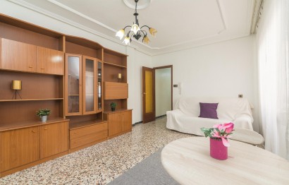 Resale - Apartment / flat - Elche - Plaza Madrid