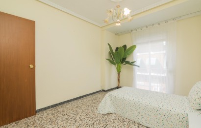 Resale - Apartment / flat - Elche - Plaza Madrid