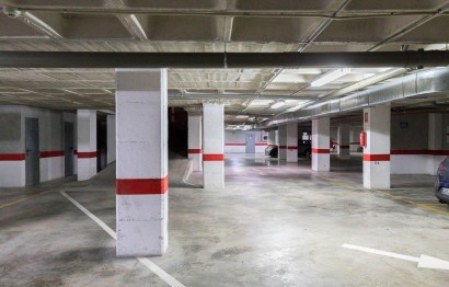 Resale - Parking - Santa Pola - Club nautico