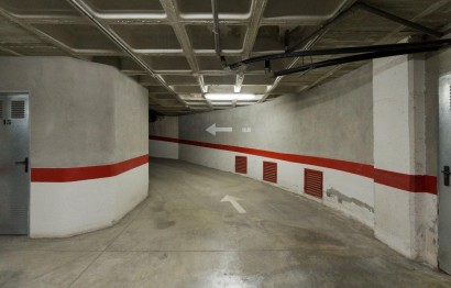Resale - Parking - Santa Pola - Club nautico