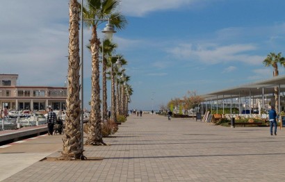 Resale - Parking - Santa Pola - Club nautico