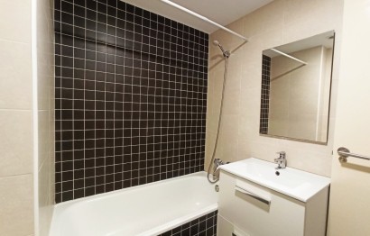 Alquiler a largo plazo - Apartment - Elche - Universidad - Ciudad deportiva