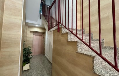 Reventa - Apartment - Elche - Plaza Obispo Siuri