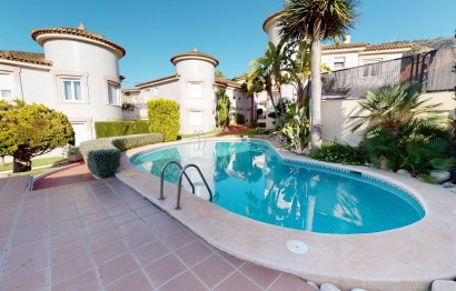 Revente - Maison de ville - l'Alfas del Pi - Albir