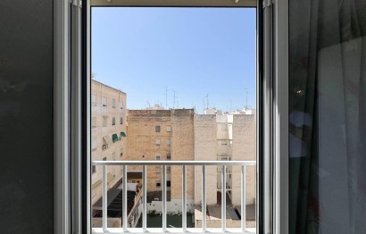 Reventa - Apartamento / piso - Elche - Altabix