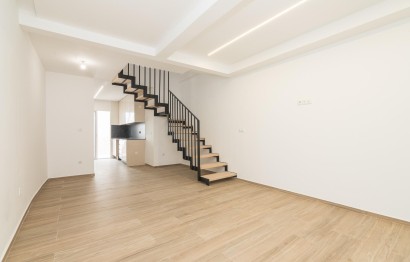 Revente - Triplex - Elche - Raval - Puertas Coloradas