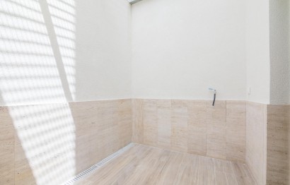 Revente - Triplex - Elche - Raval - Puertas Coloradas