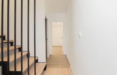 Revente - Triplex - Elche - Raval - Puertas Coloradas