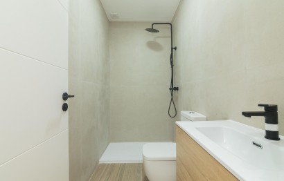 Revente - Triplex - Elche - Raval - Puertas Coloradas