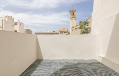 Revente - Triplex - Elche - Raval - Puertas Coloradas