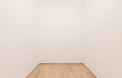 Revente - Triplex - Elche - Raval - Puertas Coloradas