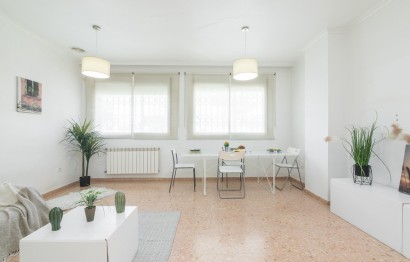 Reventa - Apartamento / piso - Elche - Zona Deportiva-Nuevo Altabix