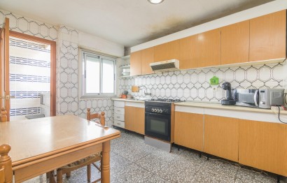 Revente - Appartement - Elche - San Crispín
