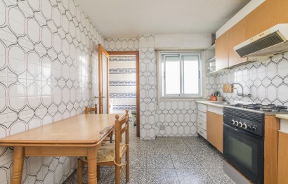 Revente - Appartement - Elche - San Crispín