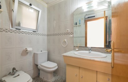 Revente - Appartement - Elche - San Crispín