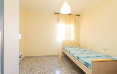 Revente - Appartement - Elche - San Crispín