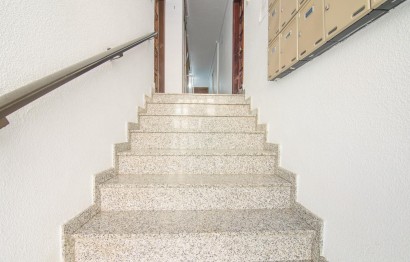 Revente - Appartement - Elche - San Crispín