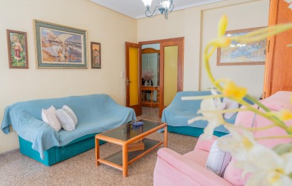 Reventa - Apartamento / piso - Elche - Reina Victoria-Miguel Hernández