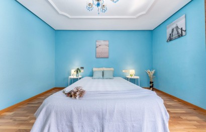 Resale - Apartment / flat - Alicante - Centro