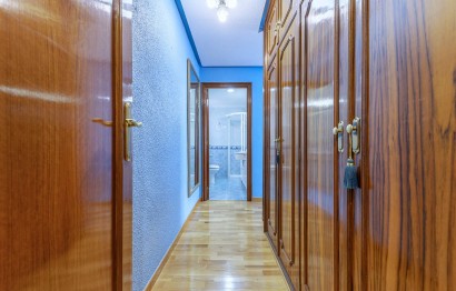 Resale - Apartment / flat - Alicante - Centro