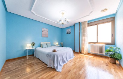 Resale - Apartment / flat - Alicante - Centro