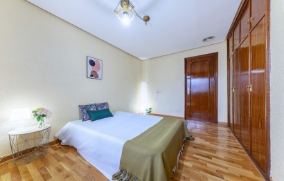Resale - Apartment / flat - Alicante - Centro