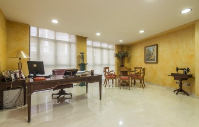 Revente - Local comercial - Elche - Center