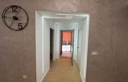 Resale - Apartment - Alicante - Altozano