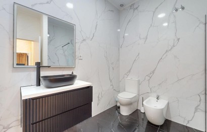 Reventa - Apartment - Alicante - Altozano